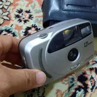 دوربین عکاسی نگاتیو ی minolta