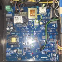 برد پکیج ایران رادیاتور سالم