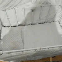 تخت و گهواره کنار مادر|تخت و صندلی بچه|زاهدان, |دیوار