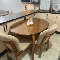 میز ناهار خوری