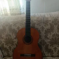 گیتار یاماها c40