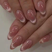 کاشت ناخن  تخفیف ۱۶۰