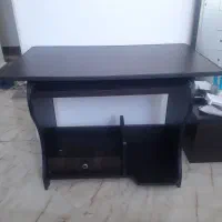 میز تحریر یا کامپیوتر