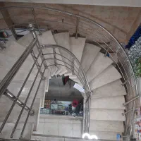 پله آهنی دست دوم|مصالح و تجهیزات ساختمان|اصفهان, باغ زرشک|دیوار