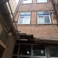 خانه ویلایی سه طبقه بر خیابان 24 متری