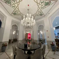 ویتر و هاست - ایرانمال|استخدام خدمات فروشگاه و رستوران|قدس, شهرقدس|دیوار