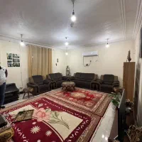 آپارتمان ۱۰۰ متری با 80متر حیاط اختصاصی زمین شهری