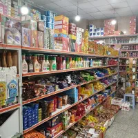 کارگر اتباع جهت کار سوپر مارکت