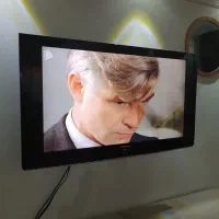 تلویزیون ال سی دی سامسونگ|تلویزیون و پروژکتور|اندیشه, اندیشه فاز ۱|دیوار