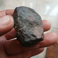 سنگ با جذب اهن ربا|کلکسیون اشیاء عتیقه|مرودشت, دولت آباد|دیوار