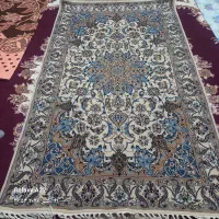 فرش نیمه ابریشمی دستباف