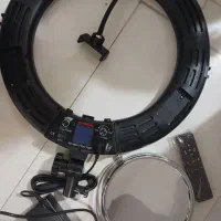 رینگ لایت ۱۰۰ وات|دوربین عکاسی و فیلم‌برداری|قرچک, شهرک طلائیه|دیوار