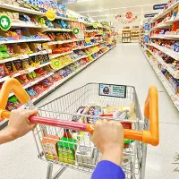 کار فروشنده سوپر مارکت