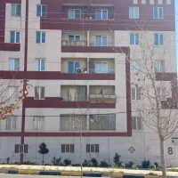 واحد-کلید-نخورده-چسبیده-به-تجاری-لاکچری