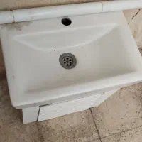 روشویی دیواری