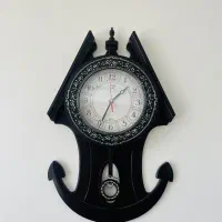 ساعت دیواری صحیح و‌سالم