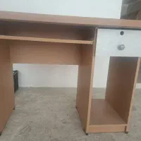 میز کامپیوتر تمیز کارکرده|مبلمان اداری|تبریز, |دیوار