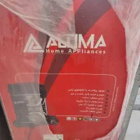 یک عدد قابلمه بزرگ  دو یک جارو برقی