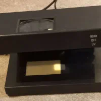 دستگاه تشخیص اسکناس و تراول