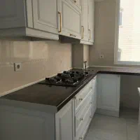 ۵۰متر/پارکینگ دار/طبقه همکف