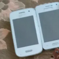 دو عدد گوشی لمسی