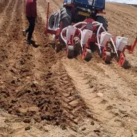 کاشت نخودولوبیا وذرت بادستگاه پنوماتیک تکدانه کار