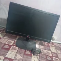 مانیتور ۱۹ اینچ