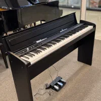 پیانو دیجیتال KORG|پیانو، کیبورد، آکاردئون|اصفهان, راه آهن|دیوار