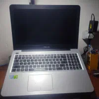 دو دستگاه لپ تاپ اکبند و درحد نو