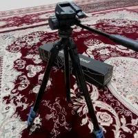 پایه دوربین عکاسی و فیلمبرداری