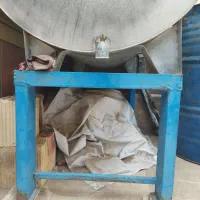 تانکر ۵۰۰ لیتری با چهارپایه آهنی و بشکه ۲۲۰ لیتری|مصالح و تجهیزات ساختمان|زابل, |دیوار