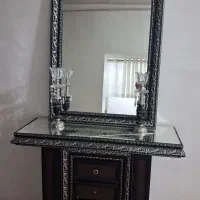 آینه و شمعدون