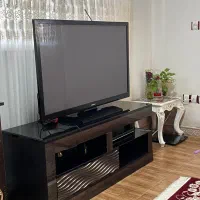 میز تلویزیون در حد ۹