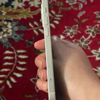 گوشی آیفون ۱۳بسیار تمیز|موبایل|اصفهان, آبشار|دیوار