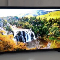 ال ای دی تلویزیون  SAMSUNG 32 بسیار تمیز|تلویزیون و پروژکتور|تبریز, |دیوار