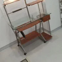 میز کامپیوتر