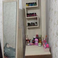 میز آرایش و آیه قدی