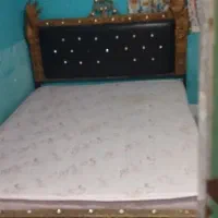 تختخواب دو نفره با تشک رویال