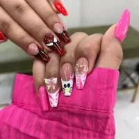 ترمیم و‌کاشت ناخن