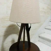 آباژور با پایه چوبی