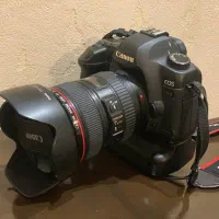 دوربین کنون 5D mark 2 با لنز ۲۴ ۱۰۵