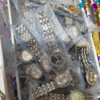 ۲۵۰دستگاه ساعت تمام نگین ضد آب اصل اماکس شوراسنتر|ساعت|اردبیل, |دیوار