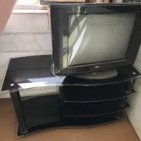 تلوزیون  ومیز