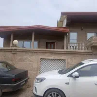 نیم پیلوت ۴خواب*حیاط بزرگ*نوارساحلی