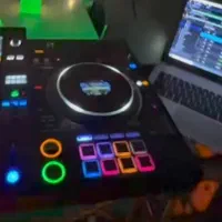 دیجی بانوان