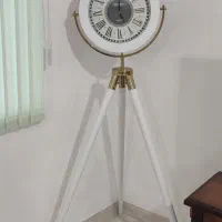 ساعت۳پایه سالم ونو