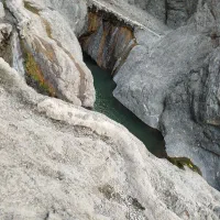 استخدام کارمند خانم