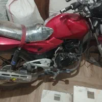 موتور سیکلت پالس