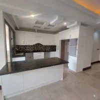 زمرد‌شمالی/نوساز/۱۴۰متر/فول مشاعات/برج