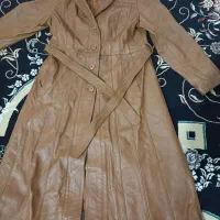 پالتو چرم|لباس|زابل, |دیوار